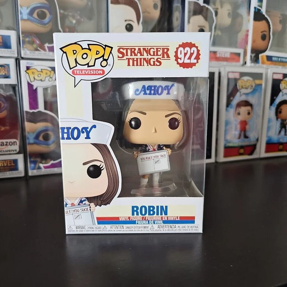 Funko Pop! Robin Scoops Ahoy Stranger Things #922